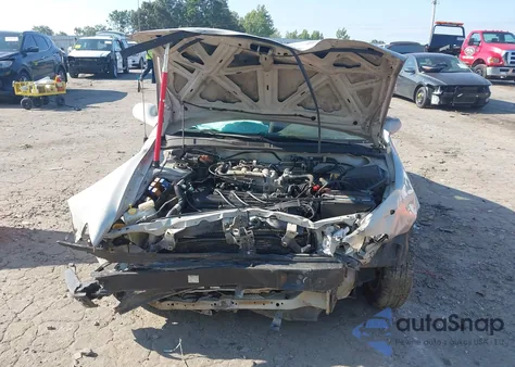 1999 Nissan Sentra Gxe/Xe z USA, uszkodzony, nr VIN 1N4AB41D6XC725575